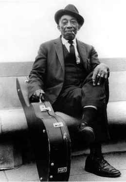 una foto di Mississippi John Hurt