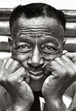 una foto di Son House